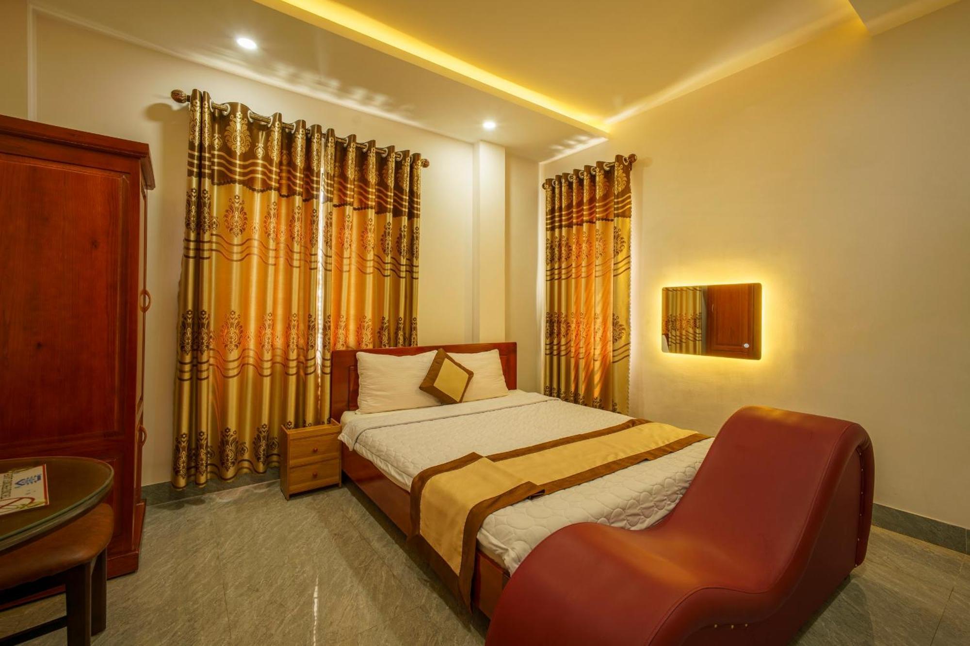 Phu Xuan Hotel Quy Nhon Buitenkant foto