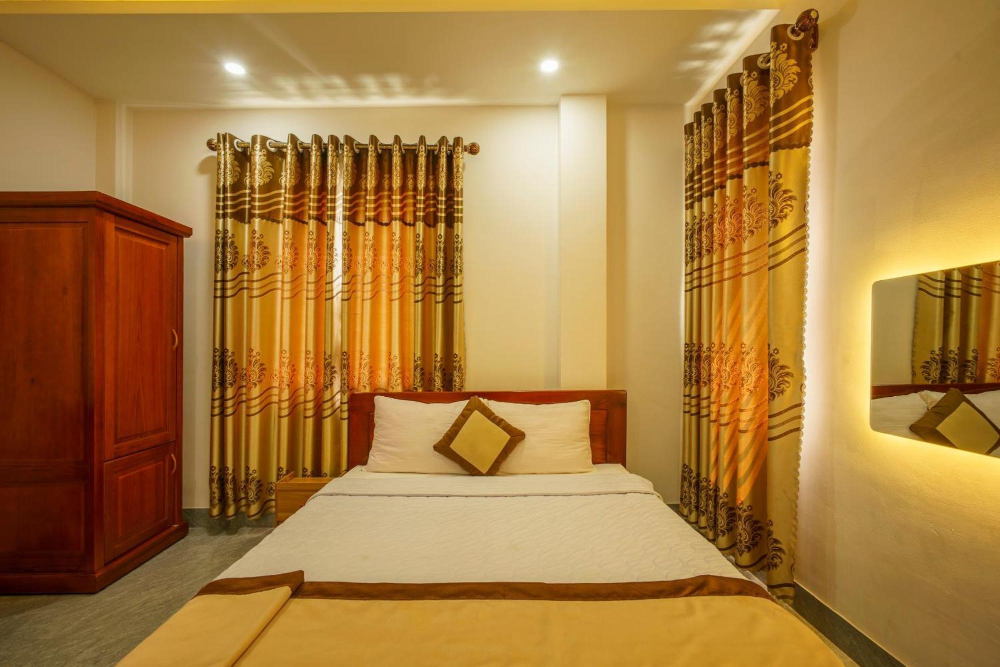 Phu Xuan Hotel Quy Nhon Buitenkant foto